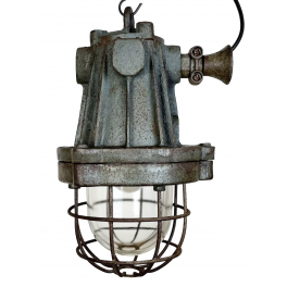 Industriální lampa